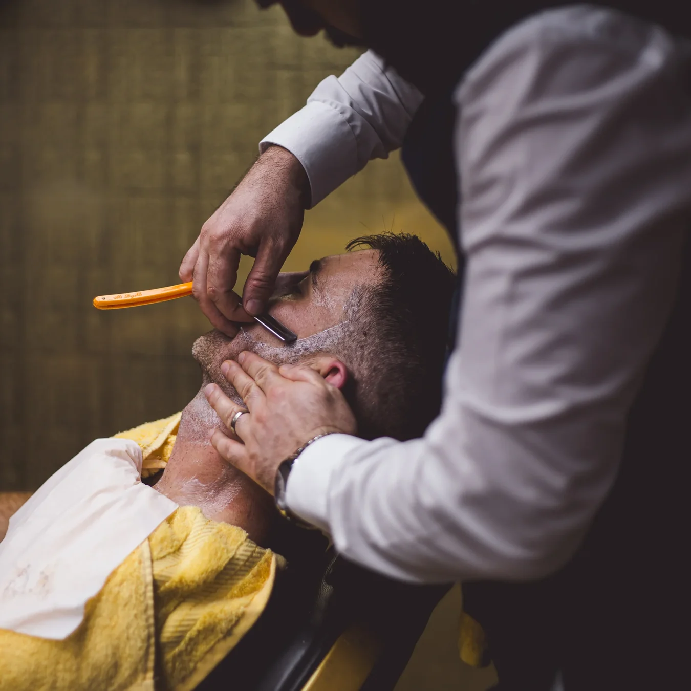 sandy barber haircut and shave Arundel west sussex